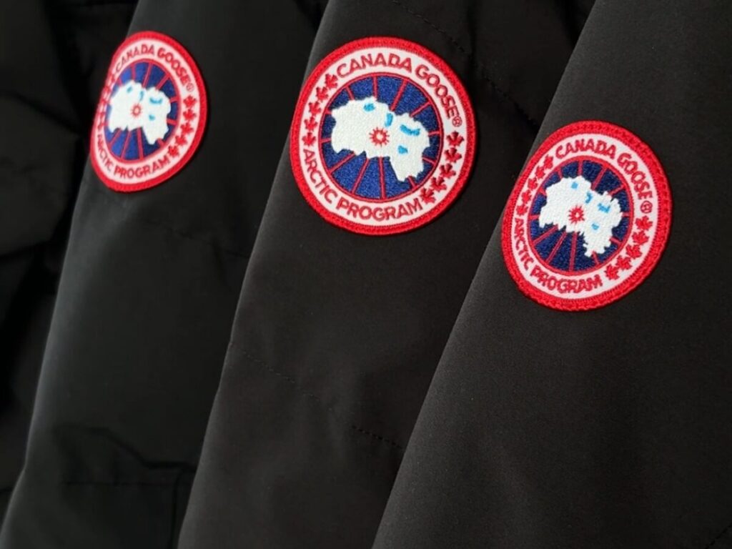 カナダグースのダウンクリーニングの料金は？直営・正規店の違いも徹底