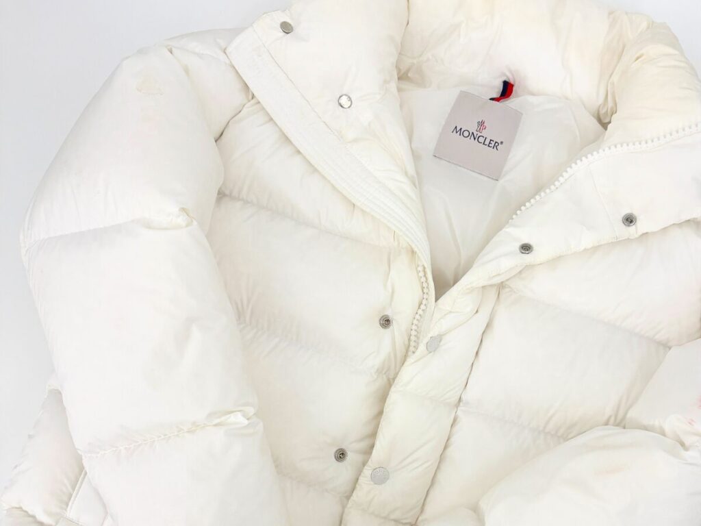 モンクレールのダウンクリーニングは失敗する？出すタイミングと4つの