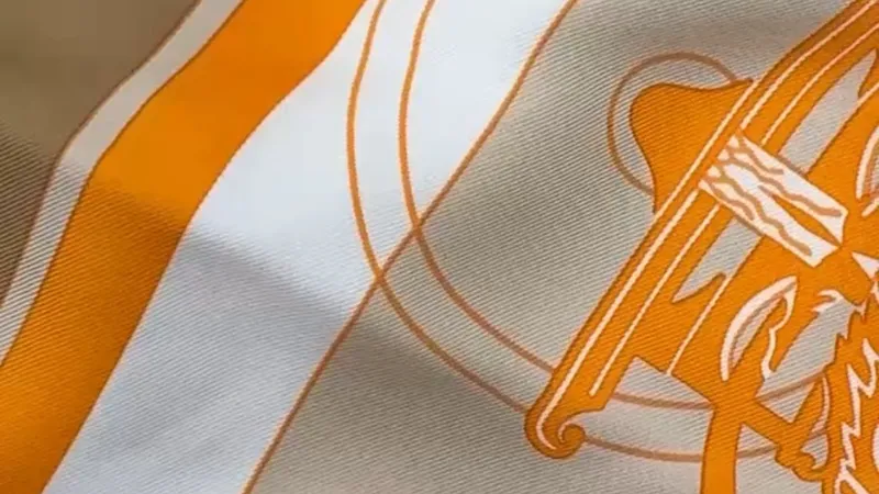 エルメスツイルレーヌカーディガン