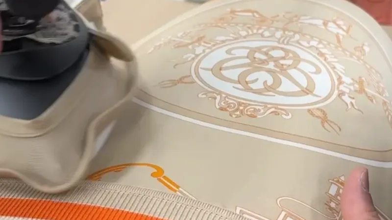 エルメスツイルレーヌアイロン