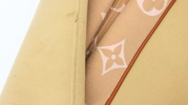 ヴィトンウールコートクリーニング