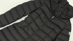MONCLER / Flammette〉「フラメッテロングダウンジャケットの価値を 