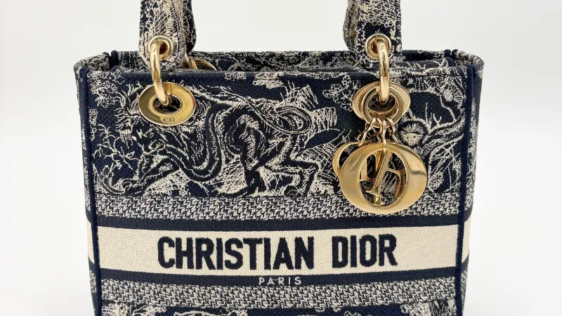 Diorバッグクリーニング